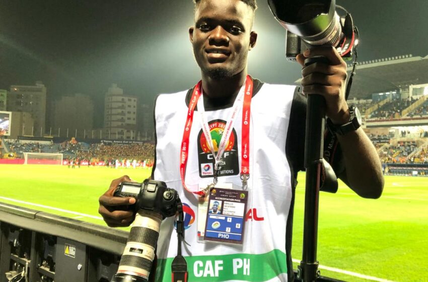  Dans l&rsquo;univers des chasseurs d&rsquo;images: Géofroid Aballo, flash man