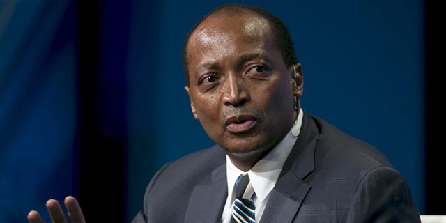 Election à la CAF :MOTSEPE pose ses valises à Cotonou