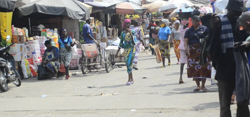  Célébration de la fête de Noël : Sobriété dans tout le pays