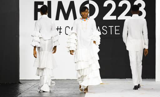  Mode béninoise: Lolo Andoche orne ses boutiques en BLANC