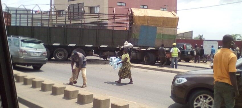  Destruction des infrastructures routières: Arrêter la saignée!