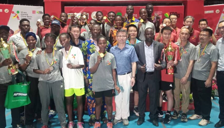  Badminton/ Open 50 ans d&rsquo;amitié chine-Bénin : Les meilleurs badistes primés