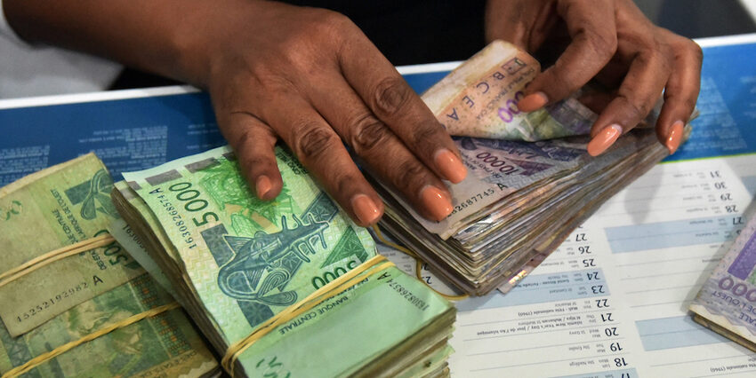  Relations banques-clients en période des fêtes de fin d’année: L&rsquo;éternel souci de connexion