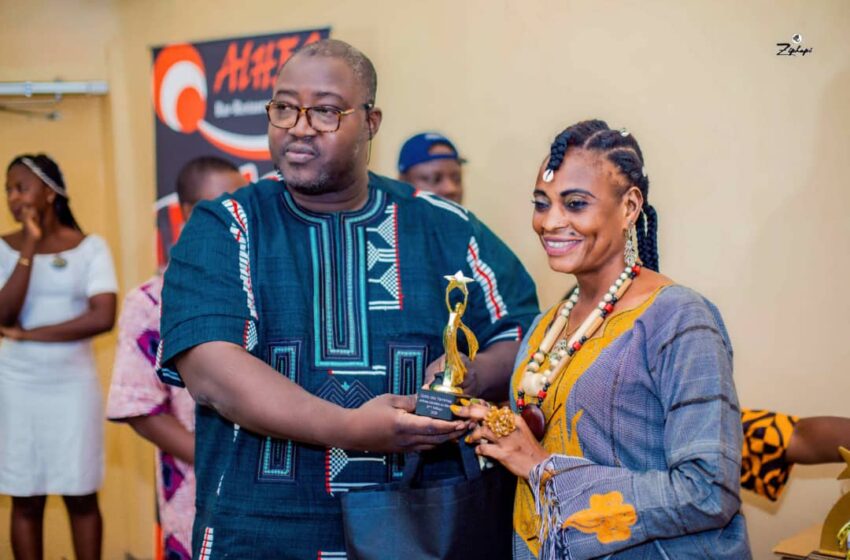  3ème édition du dîner de gala en hommage aux artistes femmes leaders du Bénin: Le Graal pour l&rsquo;artiste N&rsquo;Dani Gani