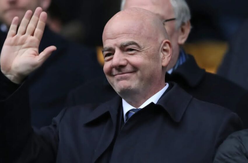  Football: Infantino condamne le racisme « odieux » lors des matches en Italie et en Angleterre