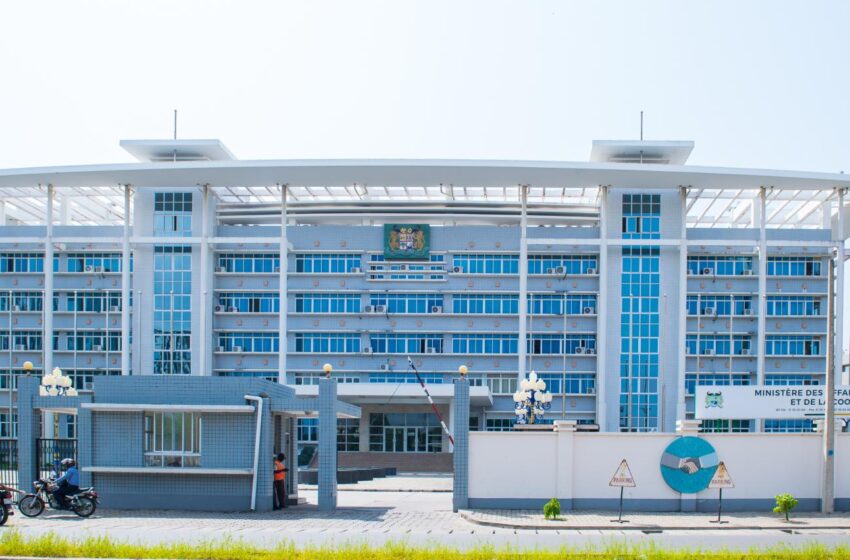  De fausses informations sur l&rsquo;interdiction d&rsquo;entrée sur le territoire béninois aux expatriés français : Mise au point du gouvernement béninois