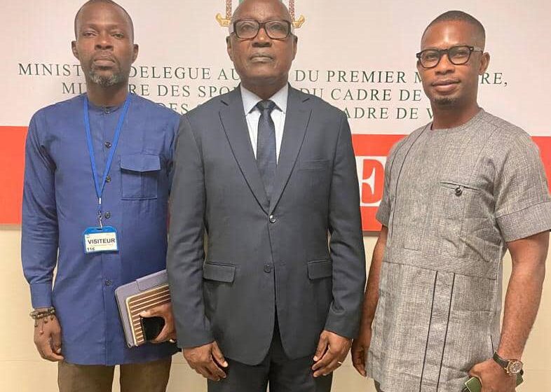  Promotion et Développement du Jeu de Balle au Tambourin en Côte d&rsquo;Ivoire : Bertrand Sossou au cabinet du Ministre des Sports