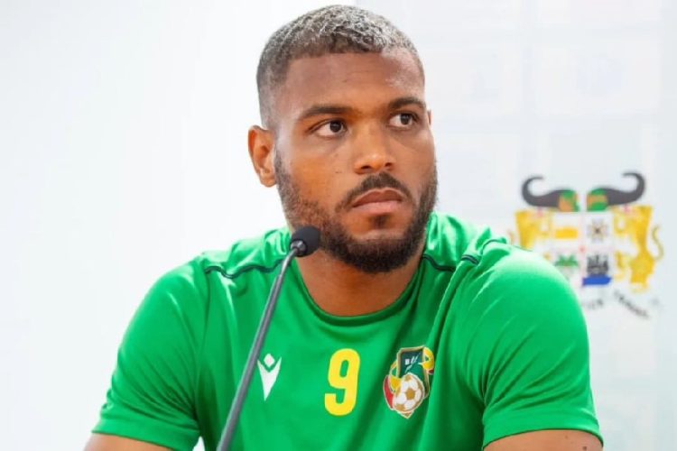  Pas de raccourcis vers la gloire : Le message fort de Steve Mounié