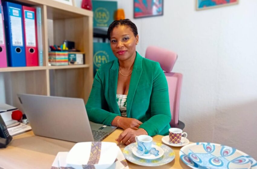  Elvyre Dossou : La céramiste qui sublime l’Afrique