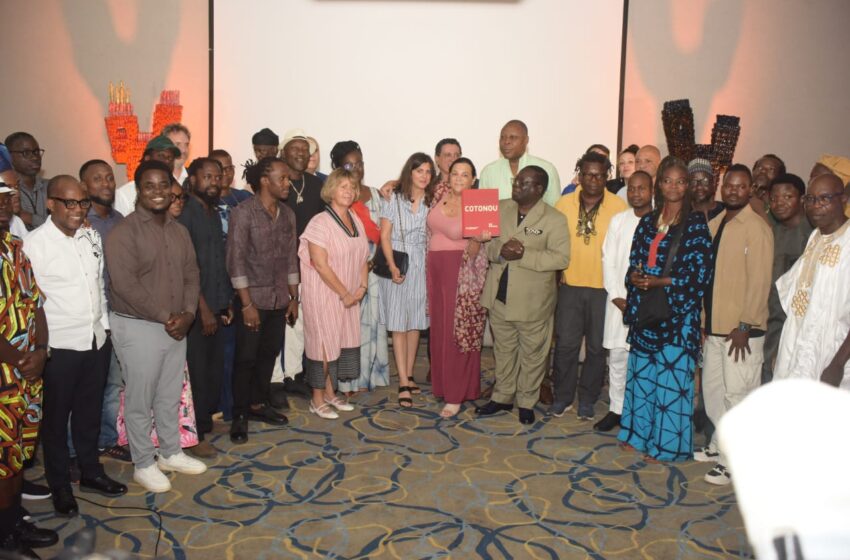  4ème  opus de la collection « Nid d&rsquo;artistes » : Bénin, éclat d&rsquo;art et de mémoire