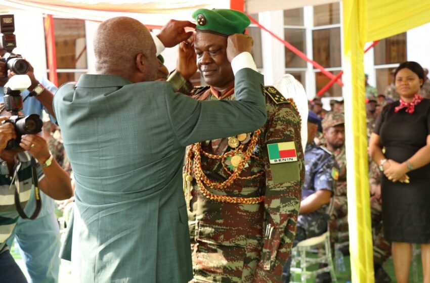  Forces Armées Béninoises : La Nation distingue deux de ses braves