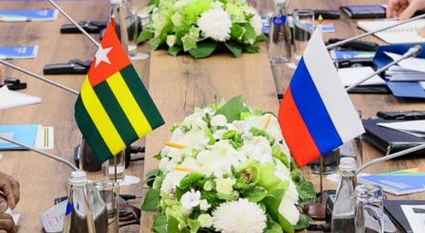  Moscou tisse sa toile à Lomé